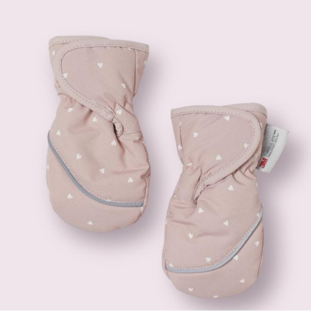 H&M Water-repellent Ski Mittens in Pink Hearts